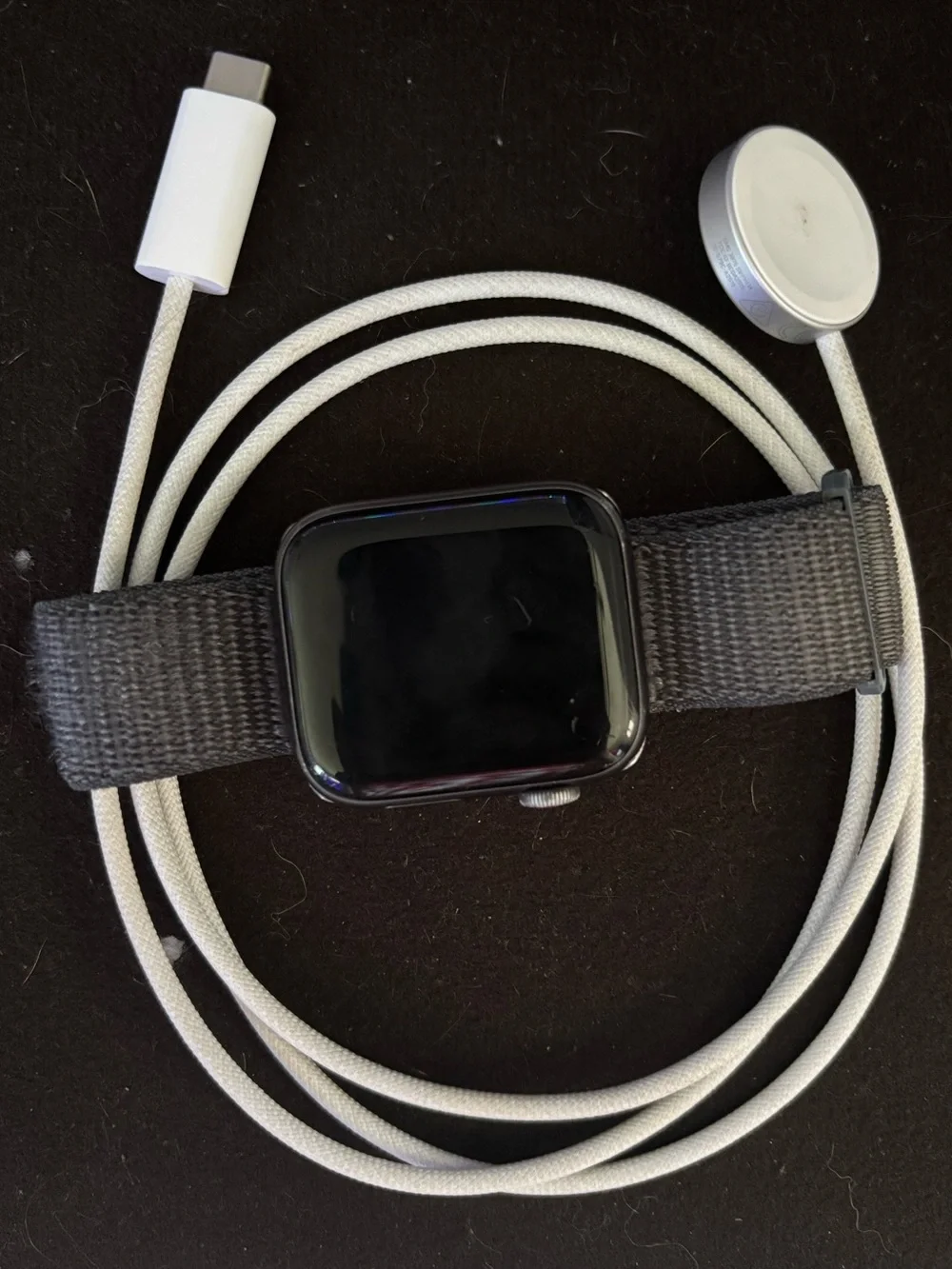 Apple Watch Series 4(gps) + Aluminum Case, Sport band, & charger